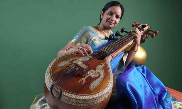 Hinduism-and-Veena